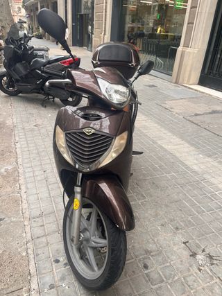 Honda SH 125 Marrón 2008