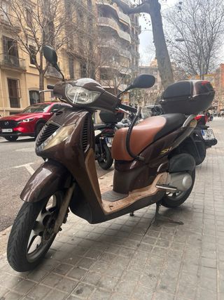 Honda SH 125 Marrón 2008