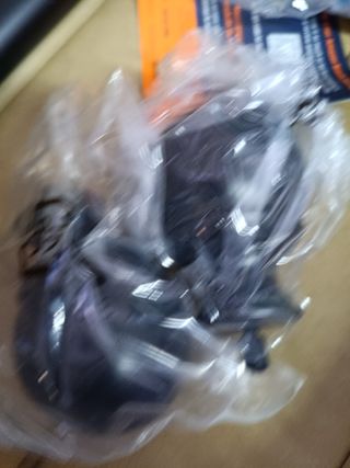 Barra per Tende Estensibile Amazon Basics con Terminali Tondi, da 91 a 183 cm, Nero