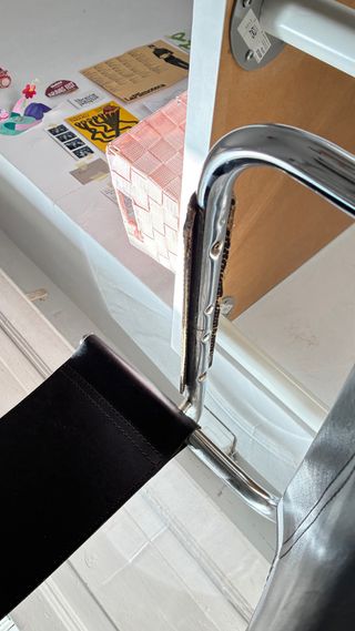 2 Sillas B34 Diseño Piel y Metal