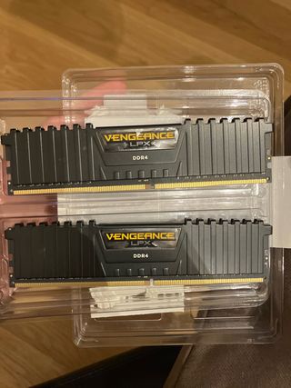 Memoria RAM Corsair Vengeance LPX DDR4 16GB negro.