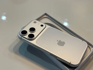 iPhone 17 Pro – Blanco | 256GB | Nuevo |