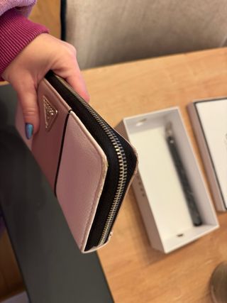 Monedero Guess Beige y Rosa