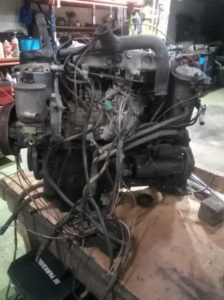 Motor Mercedes 190 2.5 Turbo