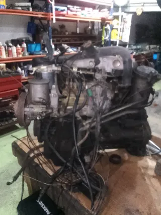 Motor Mercedes 190 2.5 Turbo
