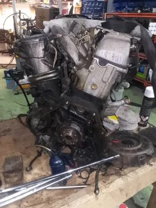 Motor Mercedes 190 2.5 Turbo