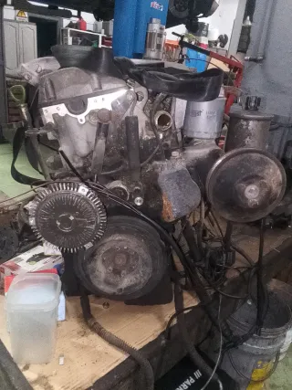 Motor Mercedes 190 2.5 Turbo