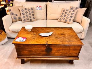 Mesa baúl de centro de madera rústica