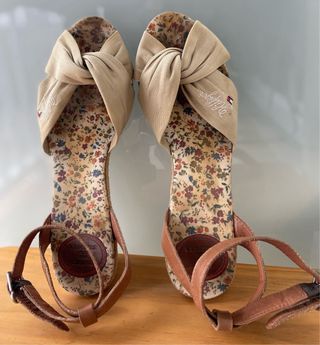 Sandalias Tommy Hilfiger Beige Talla 38