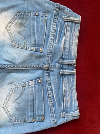 Pantalones vaqueros tiro bajo