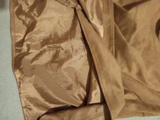 Falda Camel efecto ante