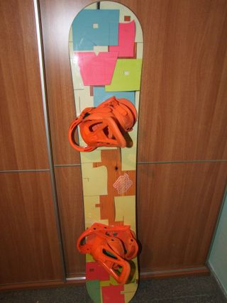 Tabla Snowboard+Fijaciones Burton.