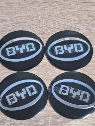 4 Tapas Emblema BYD para Llantas