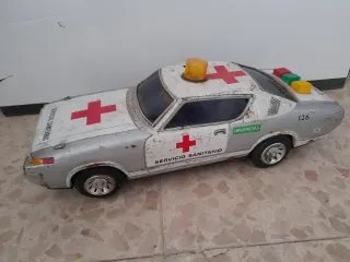 Lote Juguetes Antiguos Camiones y Ambulancia