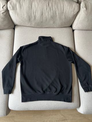 Sudadera Zara cremallera alta negra