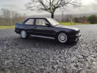BMW M3 E30 Otto 1/18
