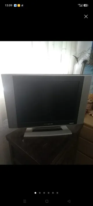 Televisión Daewoo Beige
