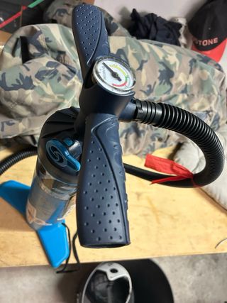 BOMBA INFLADOR DUOTONE 4.6