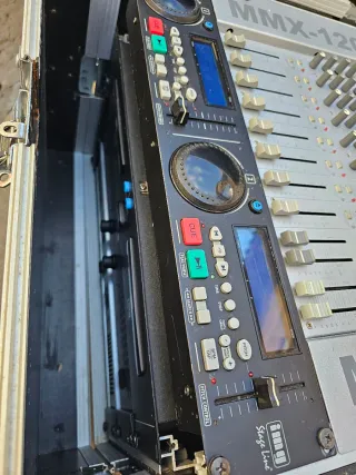 Mesa de mezclas MMX-1202