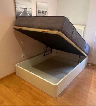 Canapés y colchones 135x190 en  liquidación