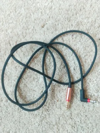 Auriculares Pioneer Negros y Dorados