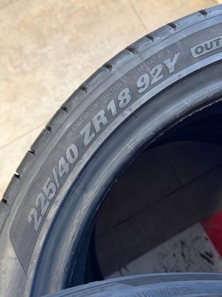 Neumático Kumho 225 40 18