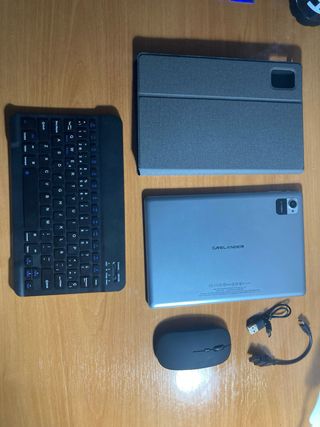 Tablet Crelander 10.1 + Teclado + Ratón