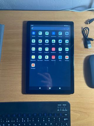 Tablet Crelander 10.1 + Teclado + Ratón