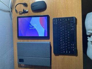 Tablet Crelander 10.1 + Teclado + Ratón