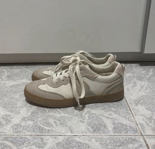 Zapatillas Mustang poco usadas