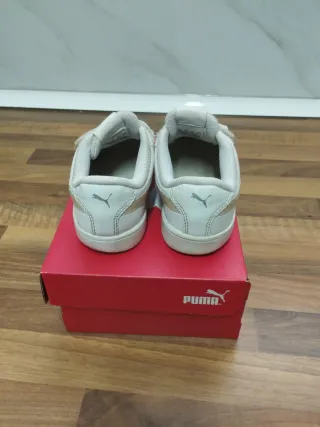 Zapatillas Puma Niña Velcro Blancas