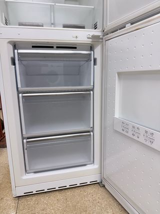 Nevera Siemens 200x60 con garantía