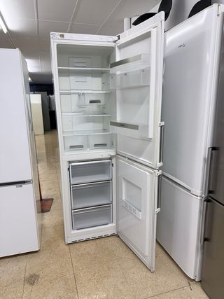 Nevera Siemens 200x60 con garantía