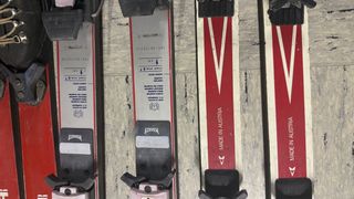 Sci vintage Kastle, Atomic, Red Master e bastoncini