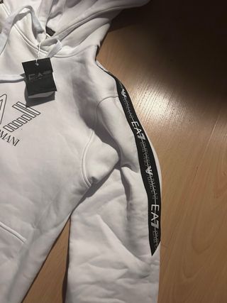 Sudadera EA7 Emporio Armani Blanca con Capucha