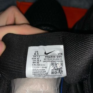 Nike Vomero 18 Negras Talla X