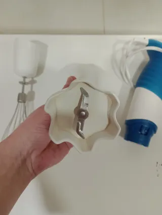 BATIDORA BRAUN 400 WATT CON CORTE Y BATIDOR.