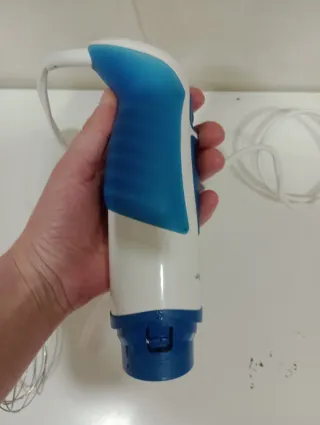 BATIDORA BRAUN 400 WATT CON CORTE Y BATIDOR.