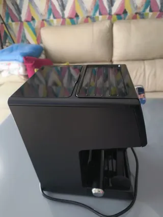 Cafetera DeLonghi Negra