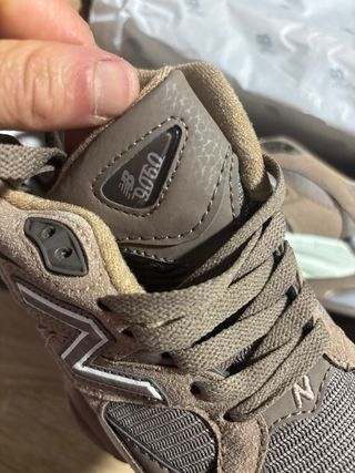 New Balance 9060 Beige/Marrón