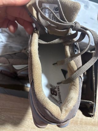 New Balance 9060 Beige/Marrón