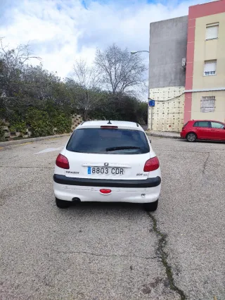 Peugeot 206 2003
