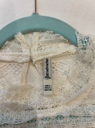 Camisa Stradivarius encaje blanca Talla L