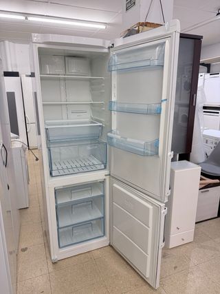 Nevera Electrolux 185x60 con garantía