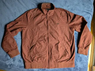 Chaqueta Fred Perry bordeus