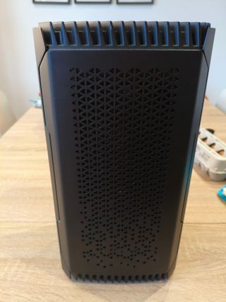 Corsair ONE Ryzen 9 RTX 2080 Ti 32GB