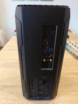 Corsair ONE Ryzen 9 RTX 2080 Ti 32GB