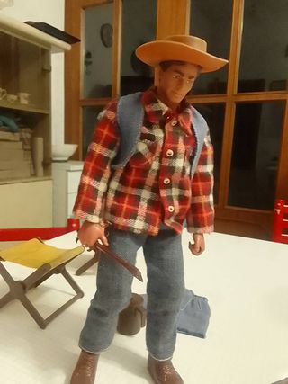 Action Figure Tex Willer con vestiti in tessuto