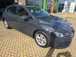 Volkswagen Golf 1.0 TSI Life