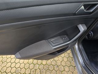 Volkswagen T-Roc Life 1.0 TSI 81kW 110CV